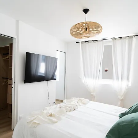 Maison Au Coeur De Avec Garage Et Terrasse Villa Nimes