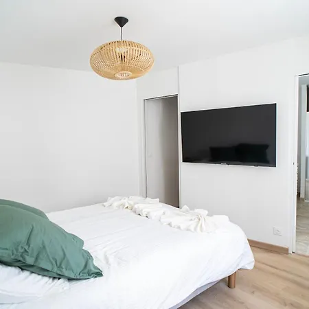 Villa Maison Au Coeur De Avec Garage Et Terrasse *
